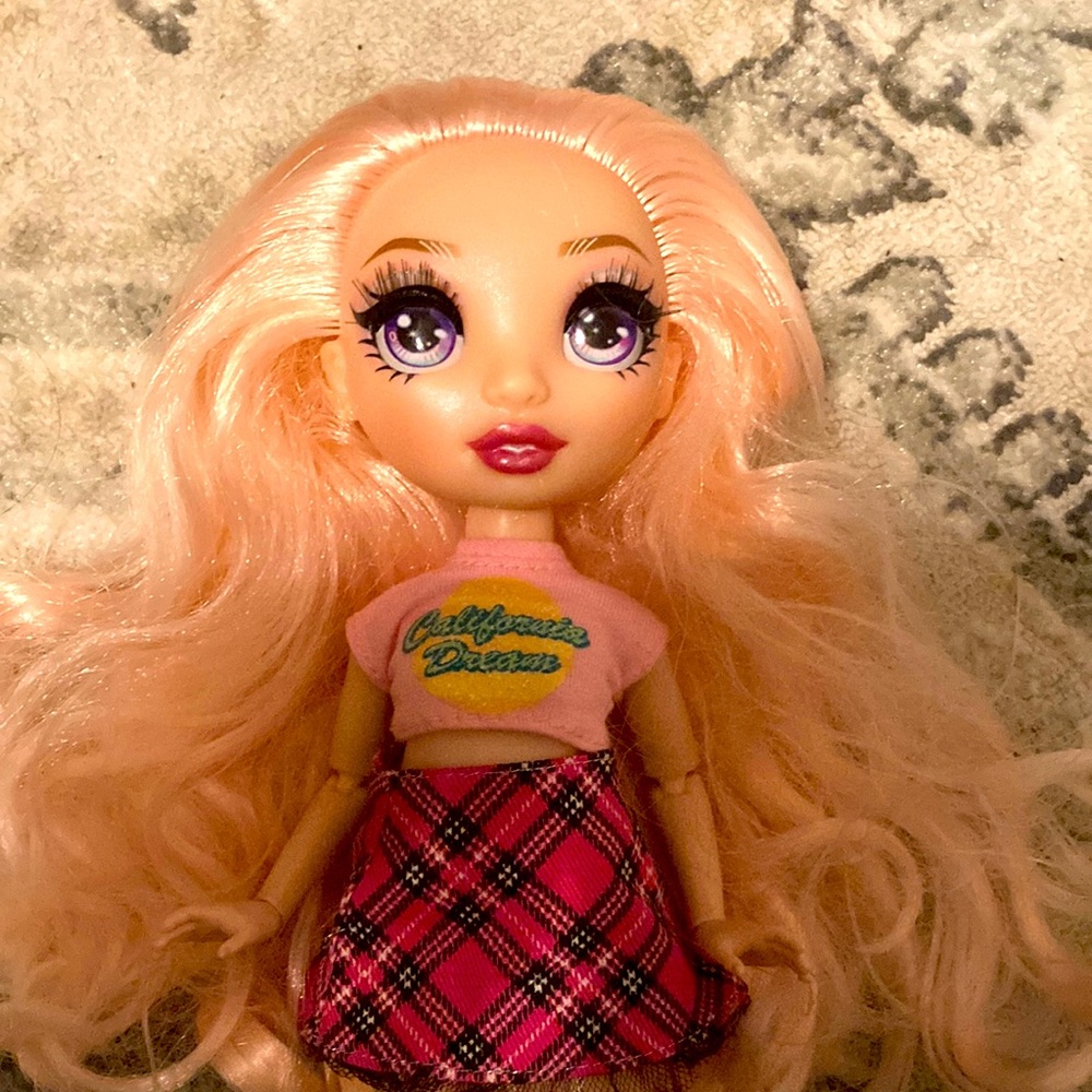 Rainbow High doll